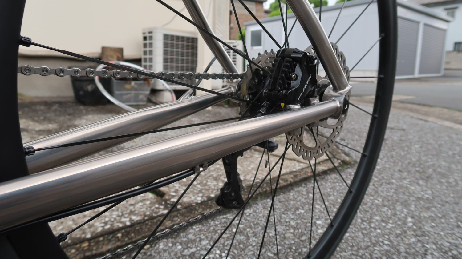 チタン製 カスタムグラベルロード – Bike Energy KRG 菊 地 輪 業